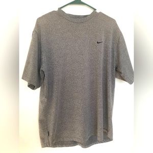 🔵Nike Dri-Fit Active Shirt